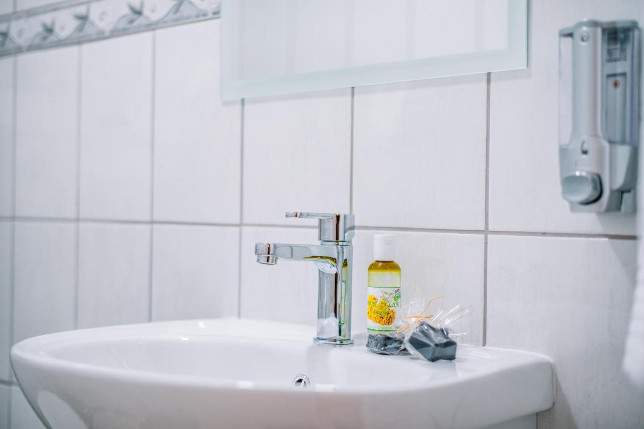 Apartman Luka Ливно Экстерьер фото