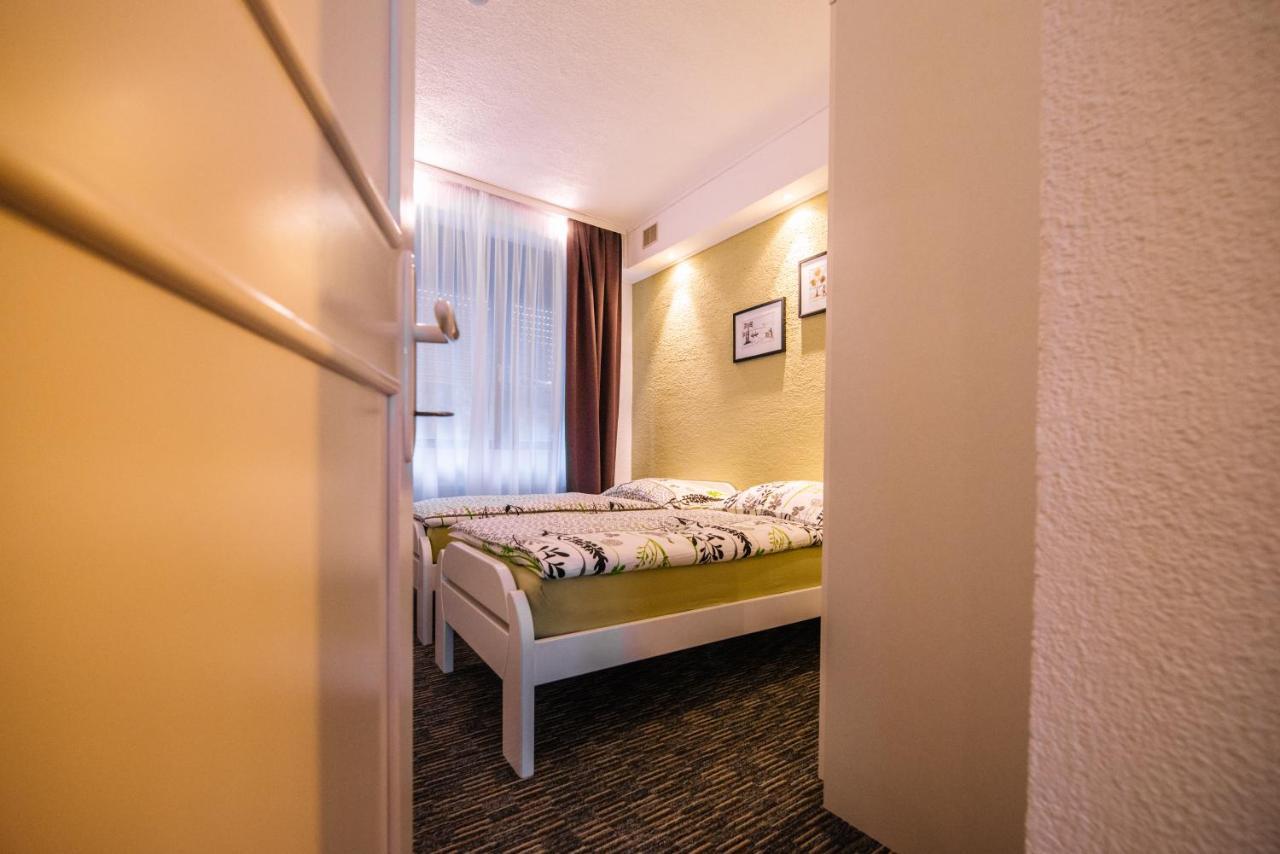 Apartman Luka Ливно Экстерьер фото