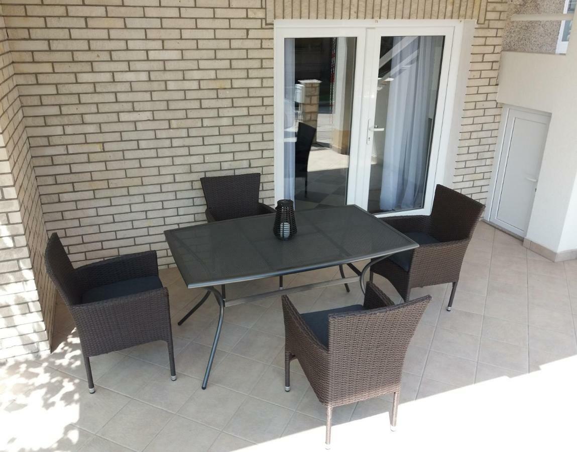 Apartman Luka Ливно Экстерьер фото